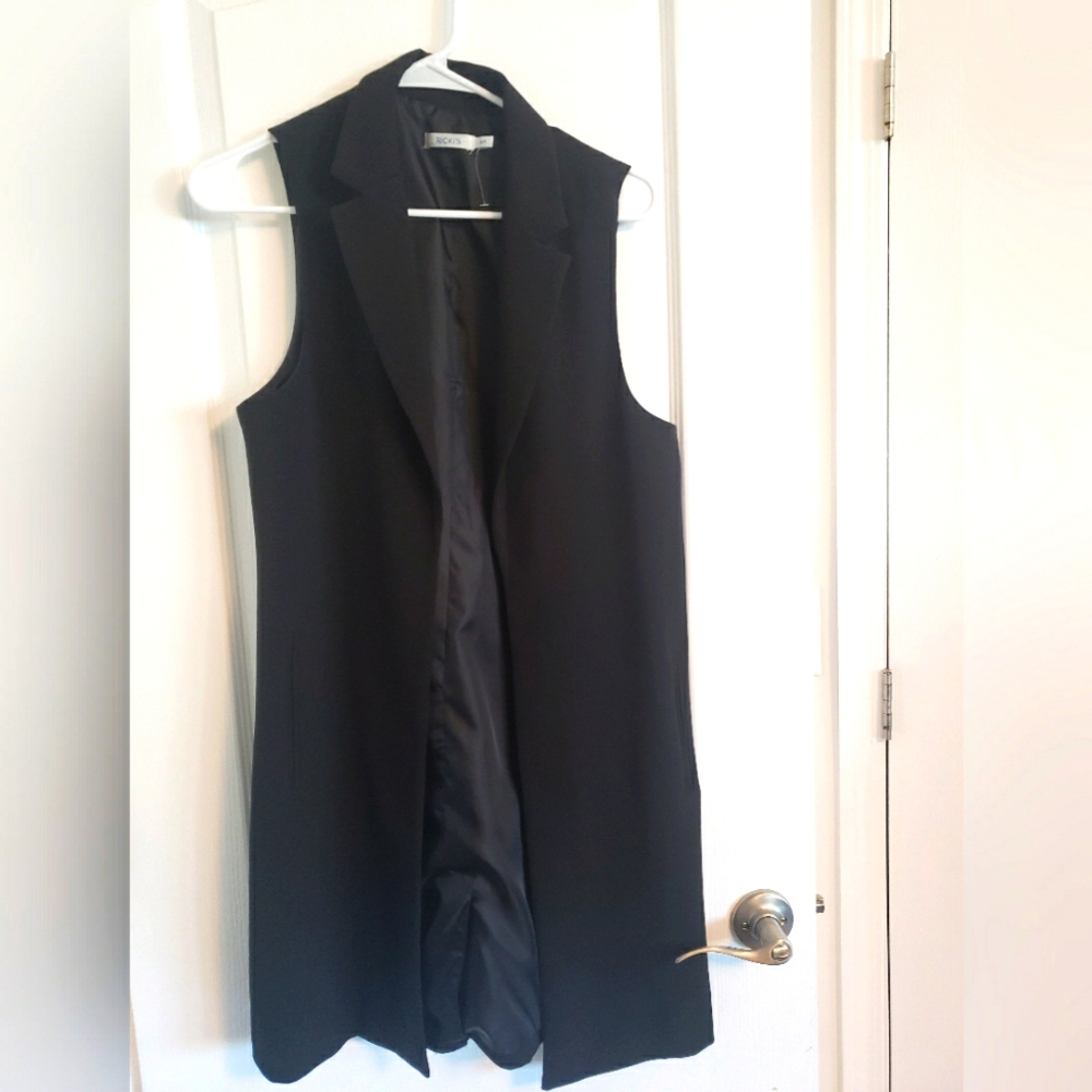 Ricki's Elegant Black Vest NWOT